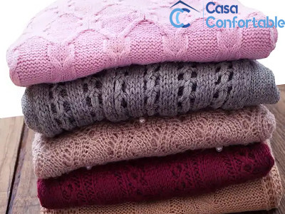 Jersey de lana extendido para plancharlo con poca presión