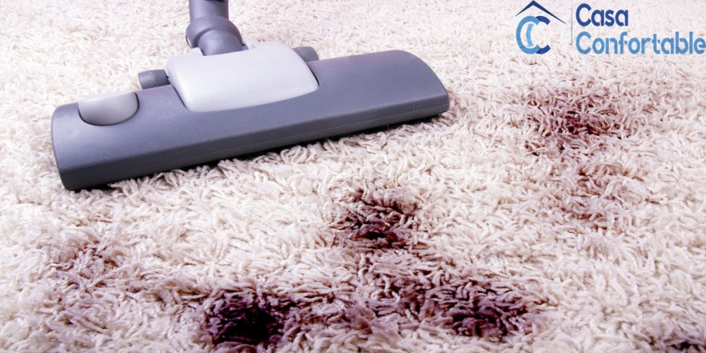 Limpieza doméstica de una alfombra