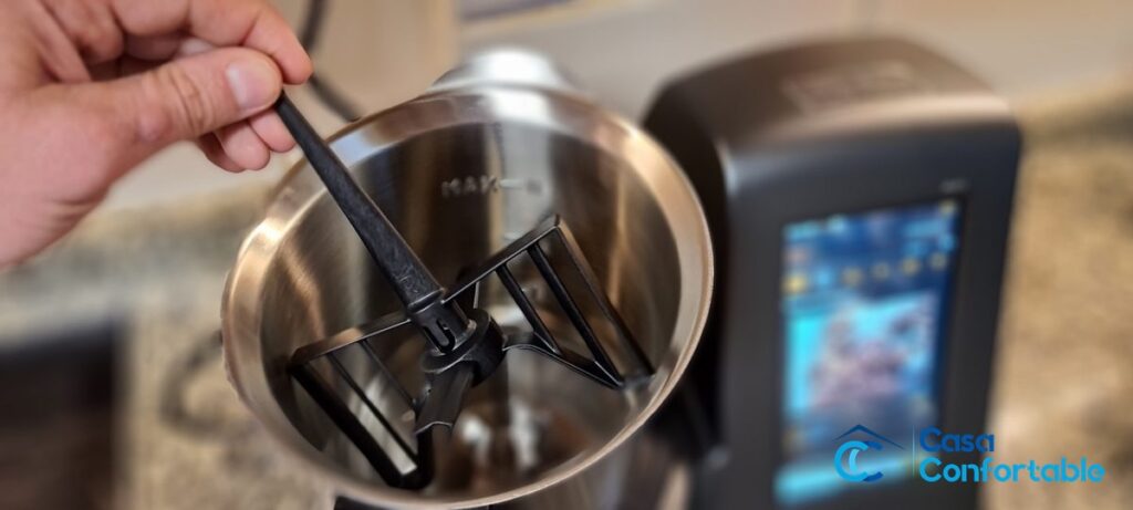 La pantalla del Mycook Touch con una receta guiada abierta
